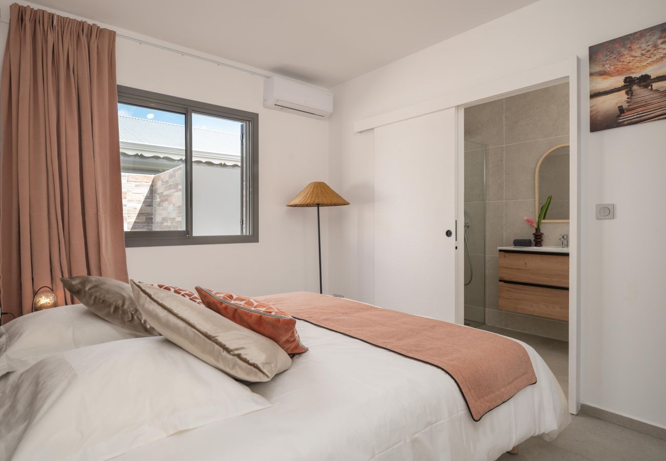 Bungalow à Saint-François - Bungalow Ama cozy à 20m de la plage