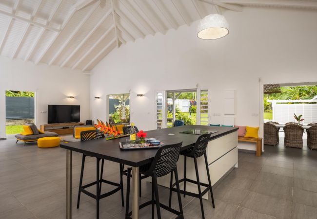 Villa in Gourbeyre - La Girafe Bleue Villa in Gourbeyre - La Girafe Bleue